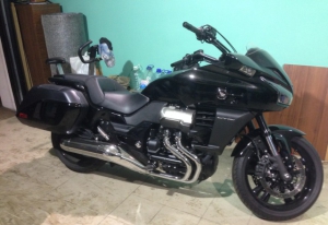 Мотоцикл honda CTX 1300 